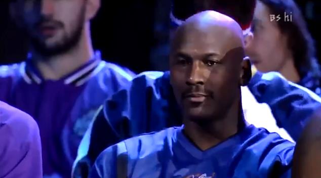 乔丹十佳球永恒的经典（《最后一舞》刷屏了！乔丹的 NBA 十大经典时刻，你还记得吗？）