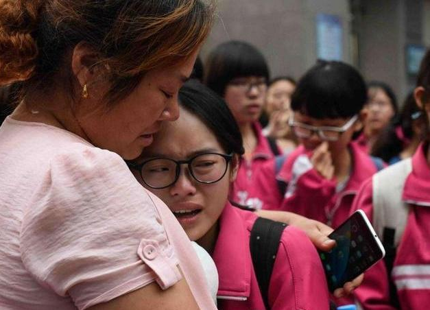 英语地位遭遇重创？一地分值降至100分，物理和历史成关键学科