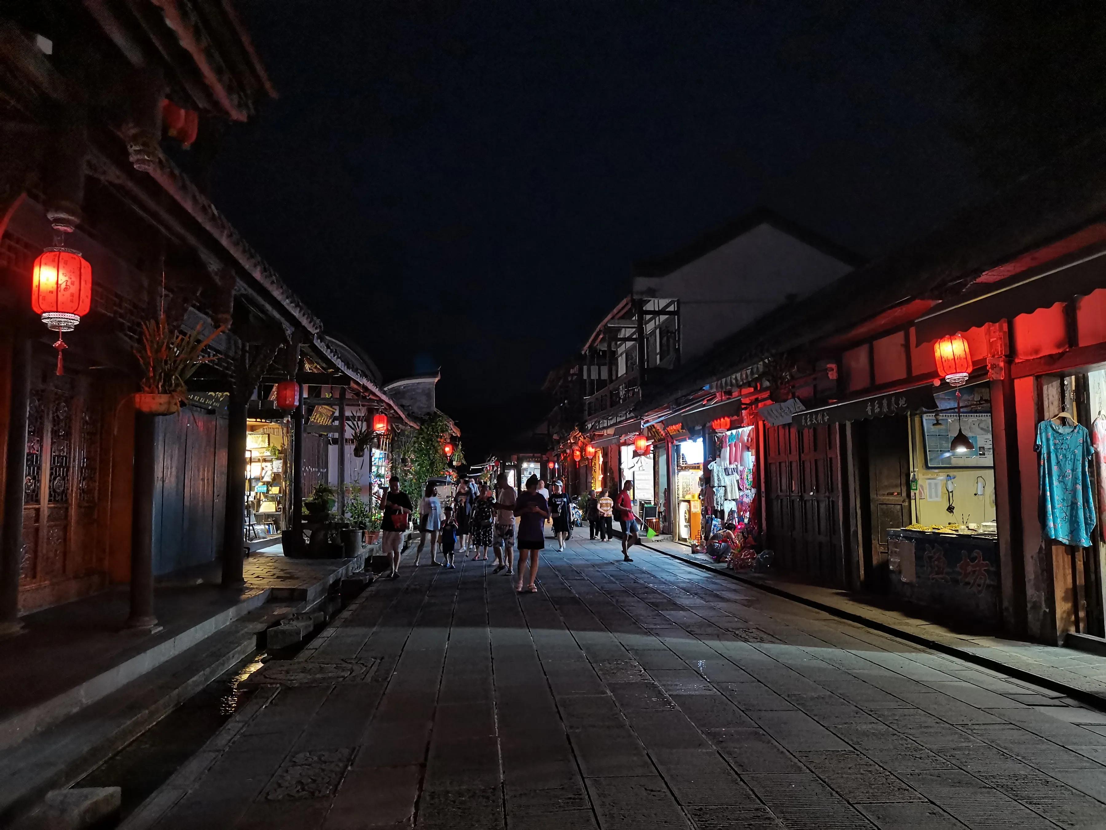 街子古镇夜景观后感集合70句