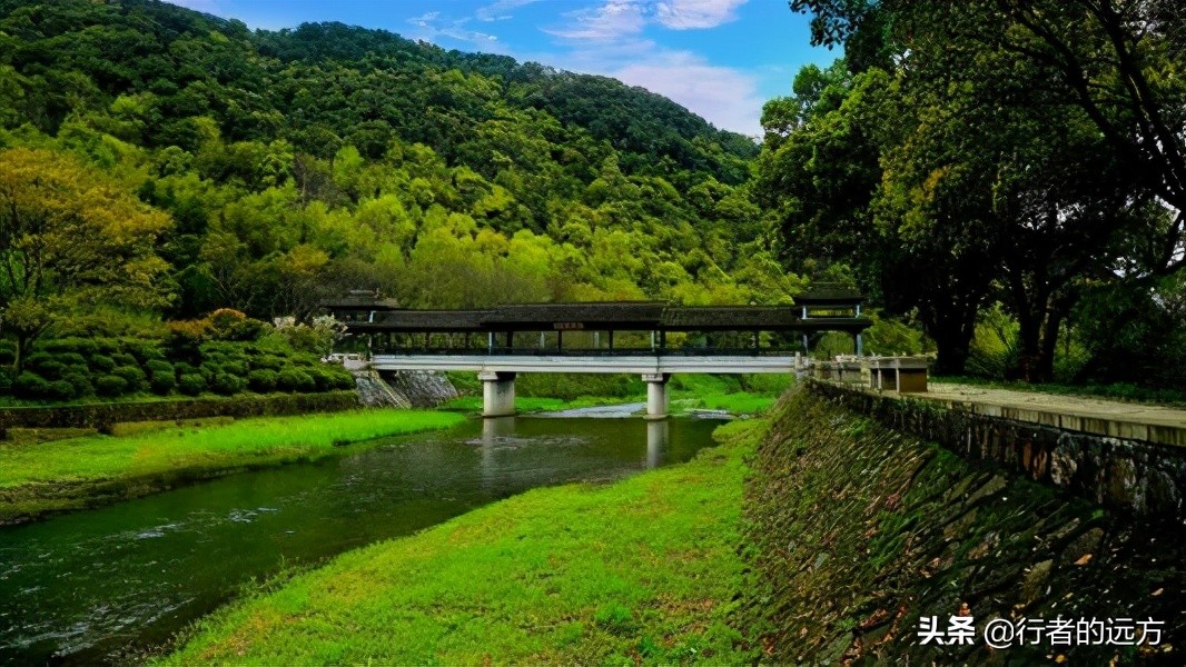 春和景明，曲水流觞，赏兰亭美景，品笔墨书香