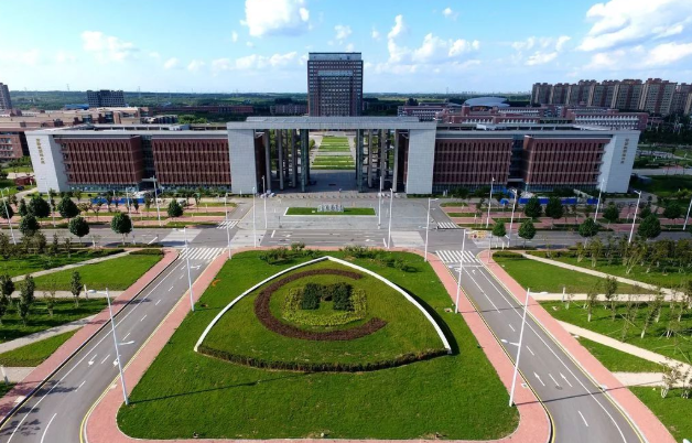 辽宁改名很成功的大学，常被误认为是985，深受家长认可