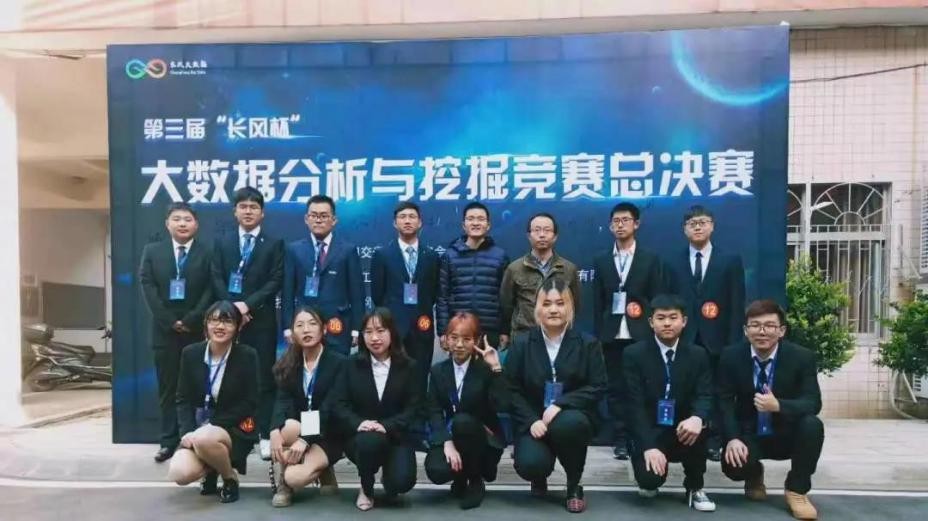 江苏“男神级”学霸：7次斩获奖学金，如今保研名校“钻研”情报学！