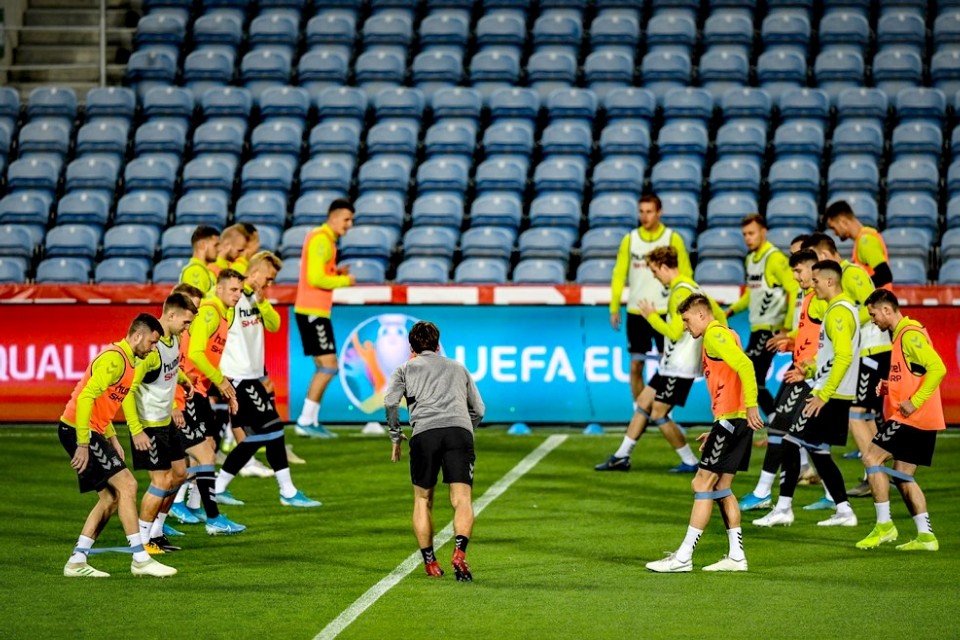 欧洲杯预选B组最新积分榜乌克兰第1 葡萄牙今夜战立陶宛 直播预告