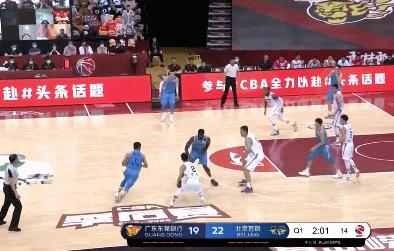 CBA半决赛：威姆斯40+18林书豪空砍23+10 广东加时逆转北京1-0领先