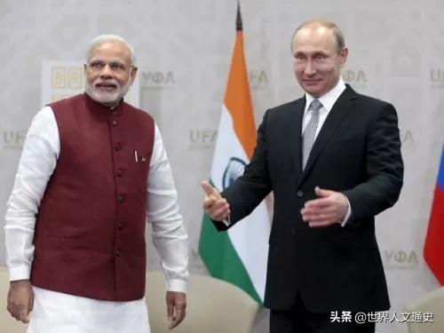1998年俄总理访印，一美元白送航母，印度后来为何叫苦不迭？
