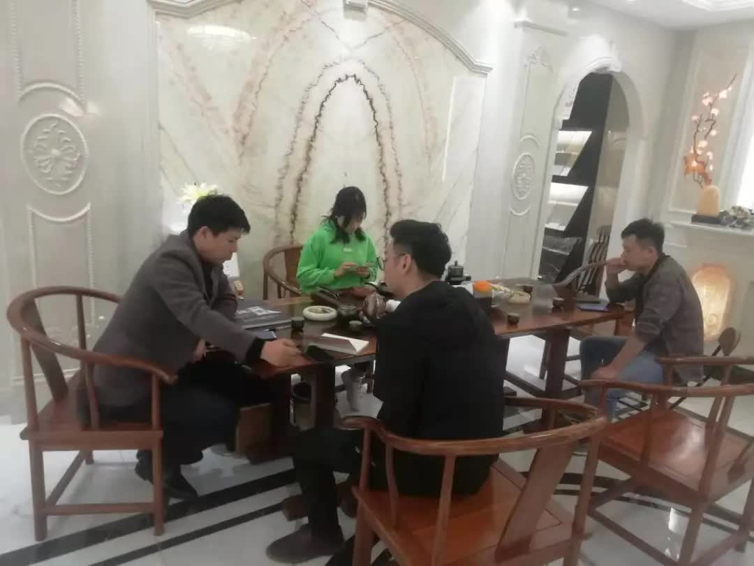 华夏风黄席彪：石材岩板定制，必须要有品牌“身份证”丨老总专访