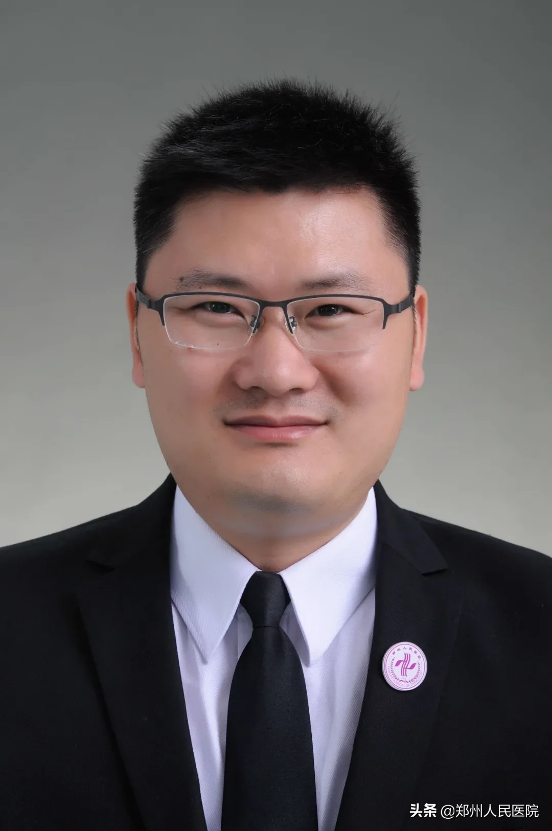 nba球員為什么手上戴膠圈（NBA球星也深受其困？“臀傷”到底是咋回事兒？）