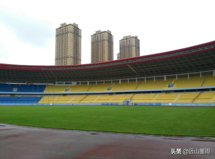 昆明拓东体育馆世界杯(云南拓东体育场:重要赛事,文娱活动的举办地