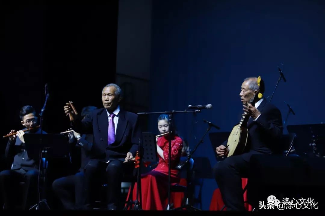 川音点石竹笛乐团与西安建筑科技大学华清学院交流音乐会圆满举行