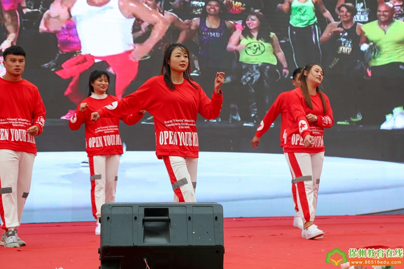 徐州经济技术开发区实验学校隆重举行建校十周年艺术展演活动