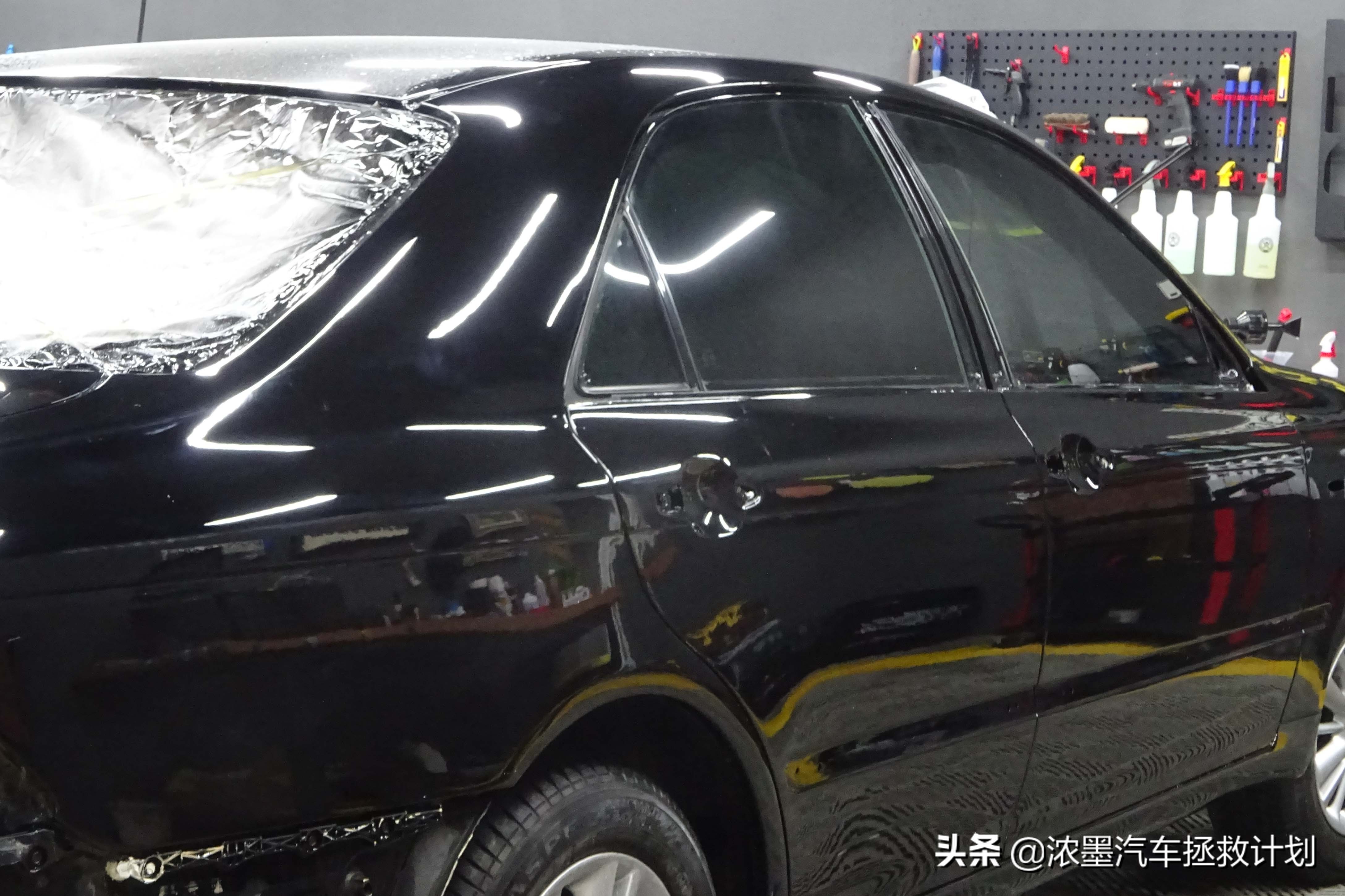 「璀璨明珠」修复整备一台破烂不堪的丰田皇冠，重新焕发盎然生机