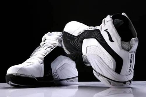 李宁奥尼尔篮球鞋系列(「球鞋考古11」奥尼尔的"国风"球鞋:盘点李宁