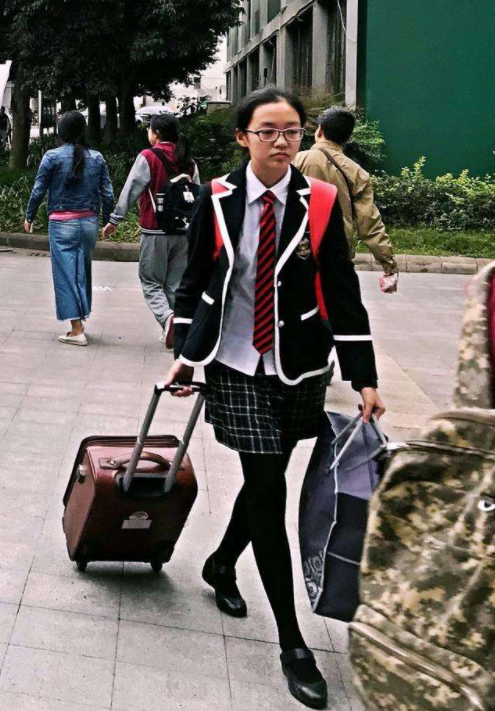 一项新通知下发，私立高中迎来“新改变”，两年后或退出历史舞台