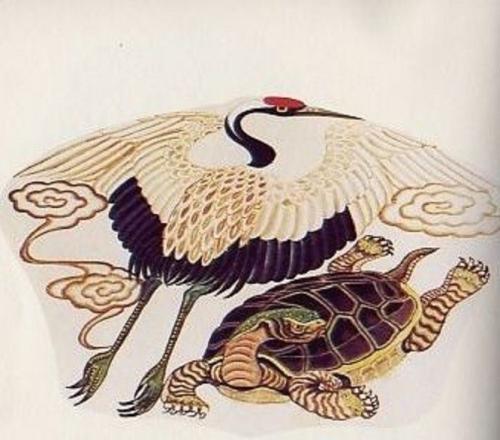 和当时人们的寿命比,丹顶鹤的确算是相当长寿了,于是人们用"龟鹤延年"