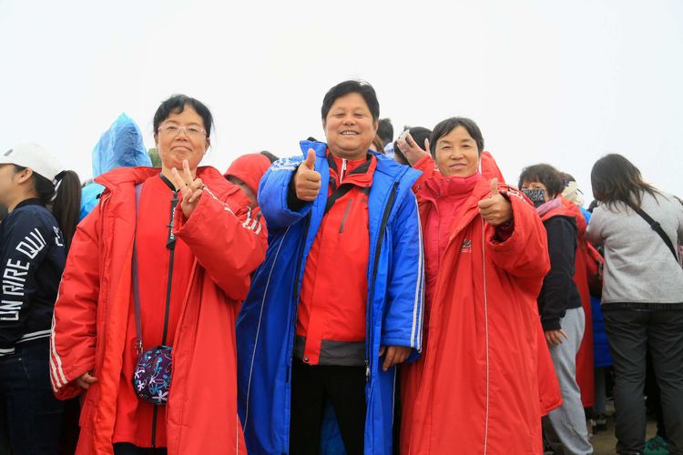 长白山：东北亚第一神山！“千年积雪万年松，直上人间第一峰”