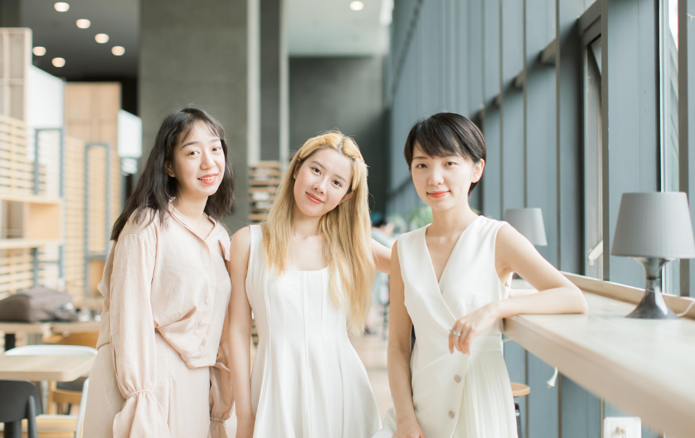 当代女大学生发型鉴赏，自以为引领潮流趋势，实则更像70后大姨