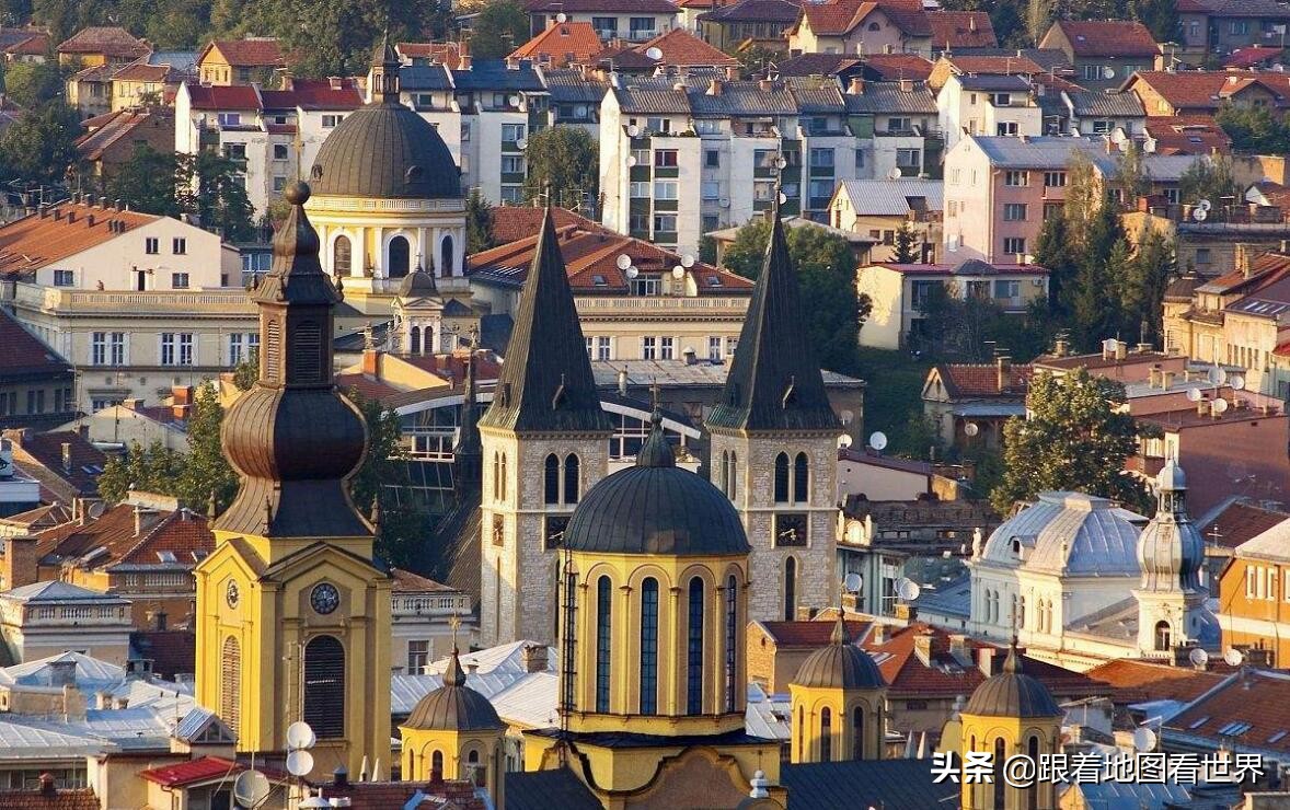 塞尔维亚位于地图的哪个位置（科索沃：塞尔维亚的自治省，为什么一直闹独立？）