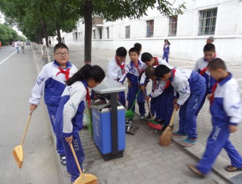 体力劳动是否过时，教育部做出回应，学生应亲身参与劳动过程