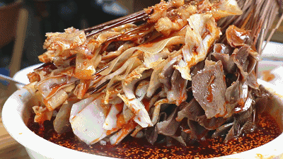 开杠钵钵鸡——一家有态度的钵钵鸡，让你在麻将馆里吃出川味儿