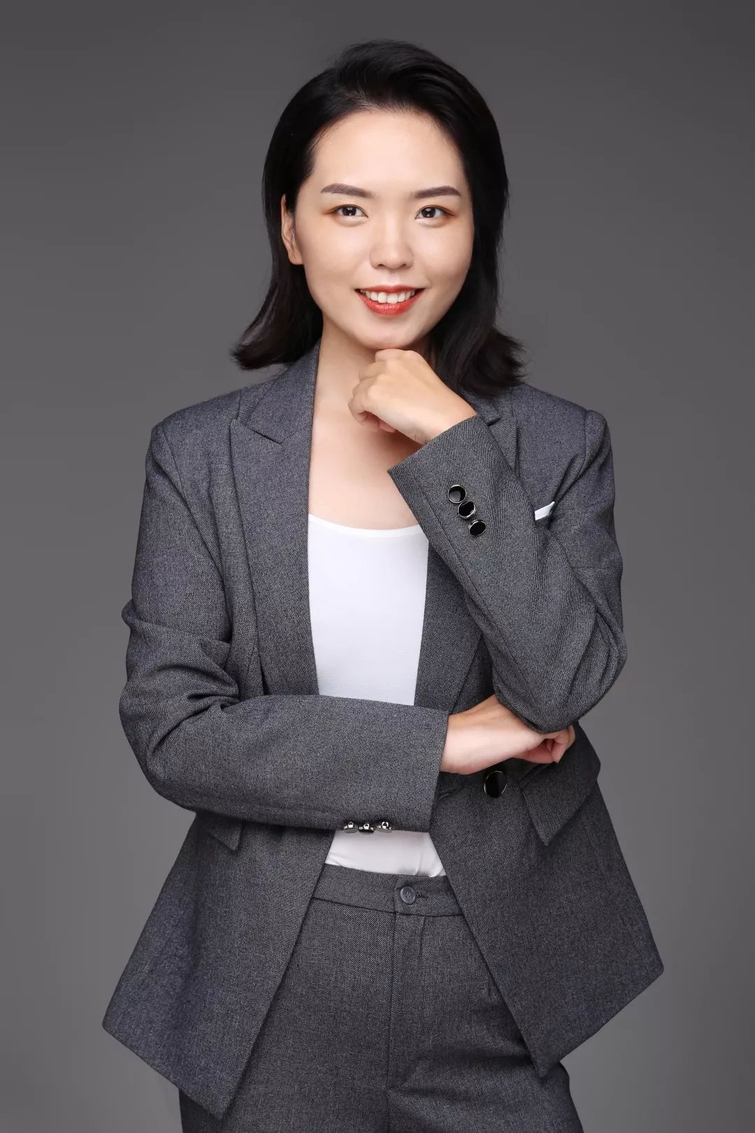 香港、青岛之后，这所英国百年名校4年来在成都遭遇了什么