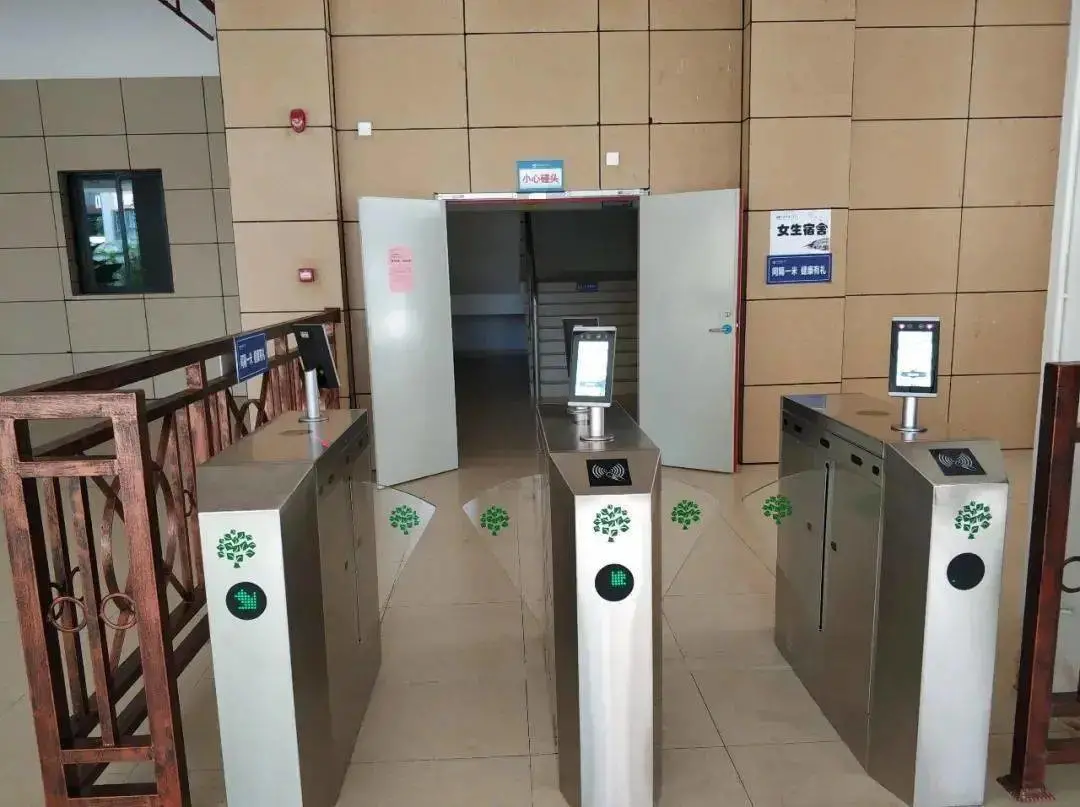 广州高中宿舍大揭秘，快来看看哪所环境最好，住得最舒服？