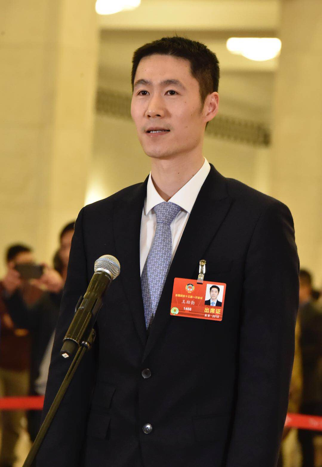 王励勤世界杯冠军("天下第一正拍"王励勤:三夺世乒赛冠军却无缘大满贯