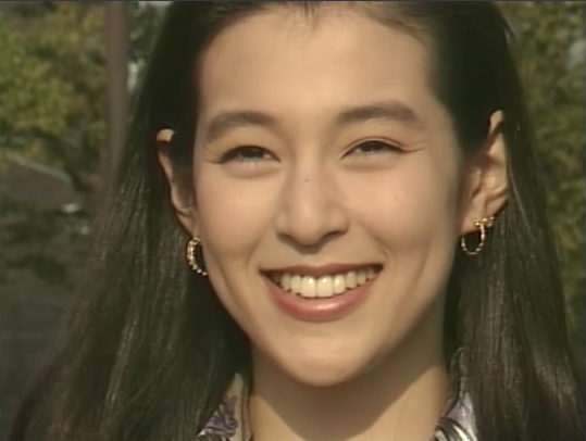 30年了，赤名莉香的穿搭还在流行