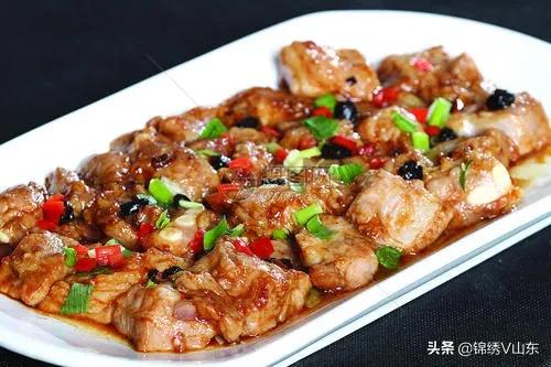 家人抱怨晚餐没新意？12道精选菜谱，每天试试新花样不重样