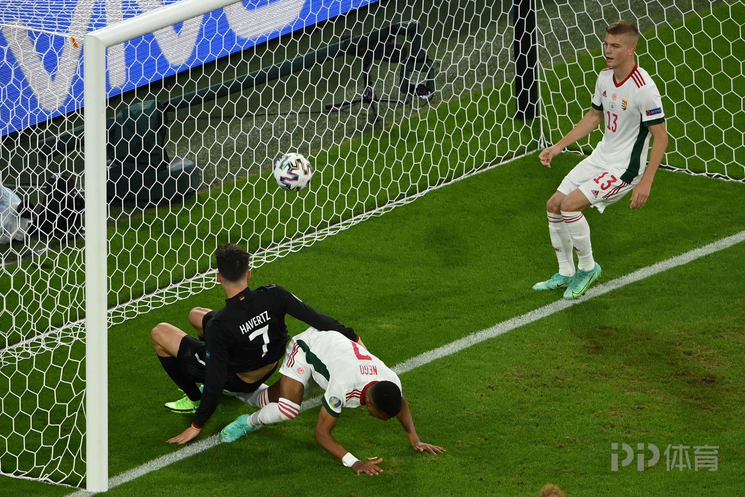 欧洲杯-德国2-2匈牙利出线 哈弗茨格雷茨卡建功