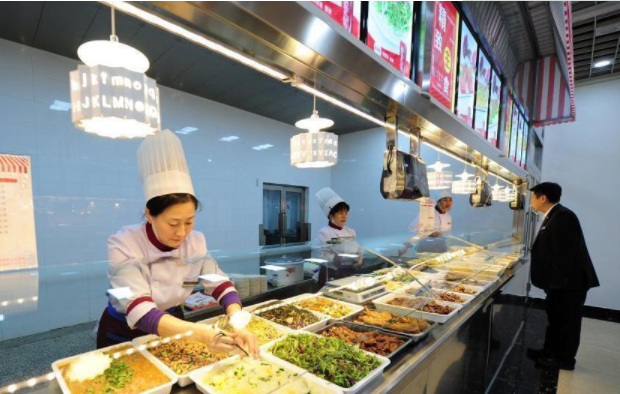 高校食堂WiFi密码火出圈，不是学霸恐怕与网无缘，学生直呼受歧视