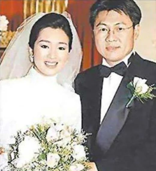 5位抛弃糟糠之妻的明星，其实并不全是他们的错