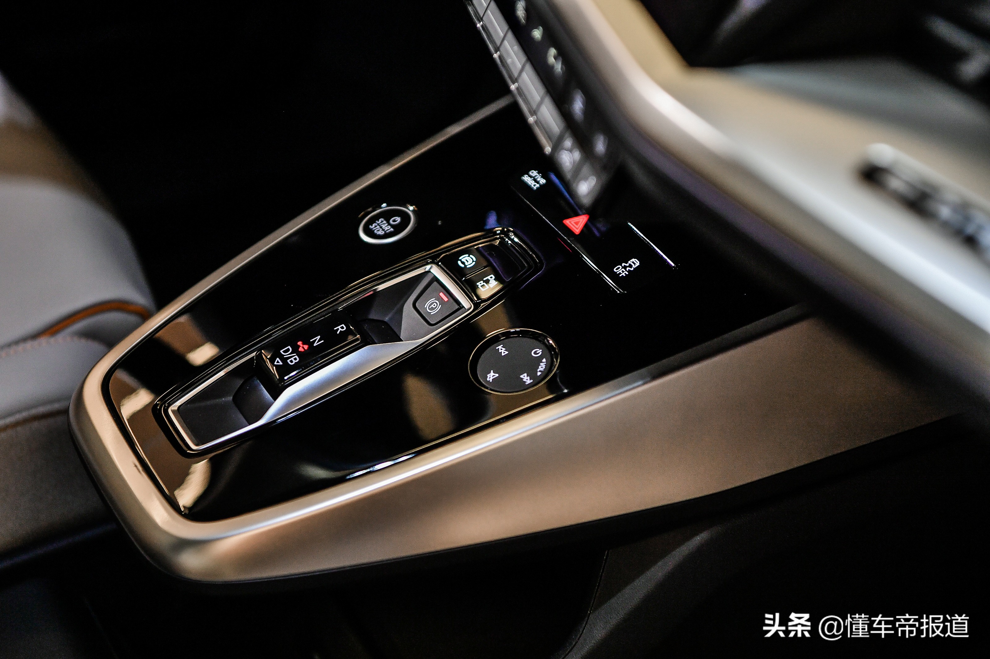 新车 | 比Q5L实用！奥迪Q5 e-tron电动SUV发布，提供大6座/7座布局