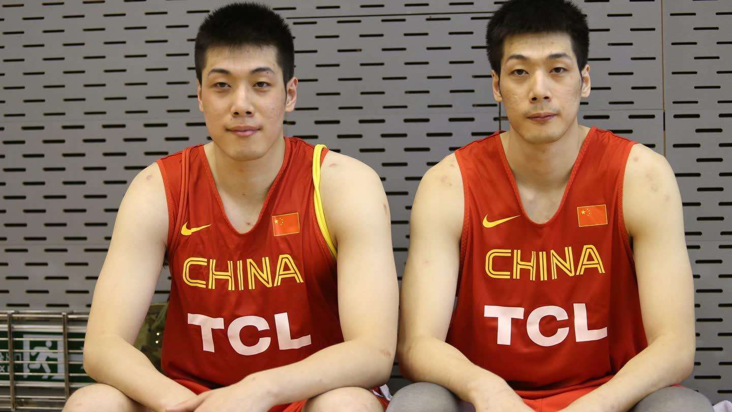 世界杯为什么不让任俊飞上场（为什么数据更好的任骏威不能入选男篮世界杯名单，任骏飞却可以？）