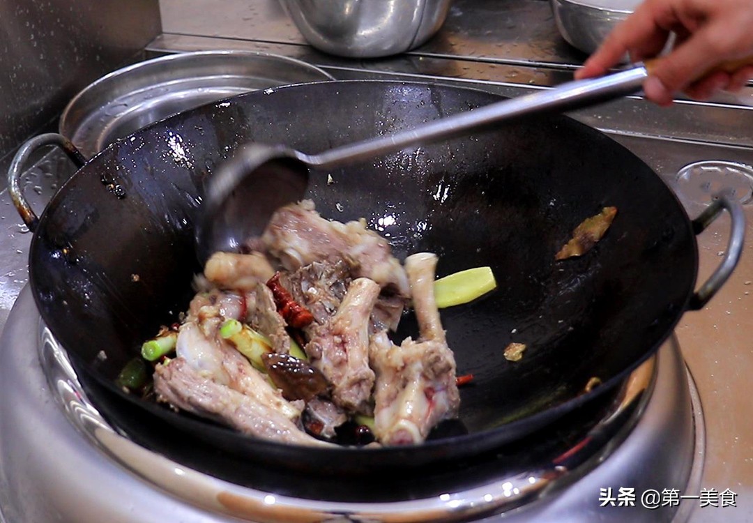 图片[5]-【羊骨汤】做法步骤图 厨师长教你正确做法-起舞食谱网