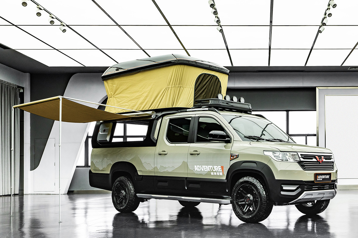 五菱"越境征途"官改皮卡露营车亮相