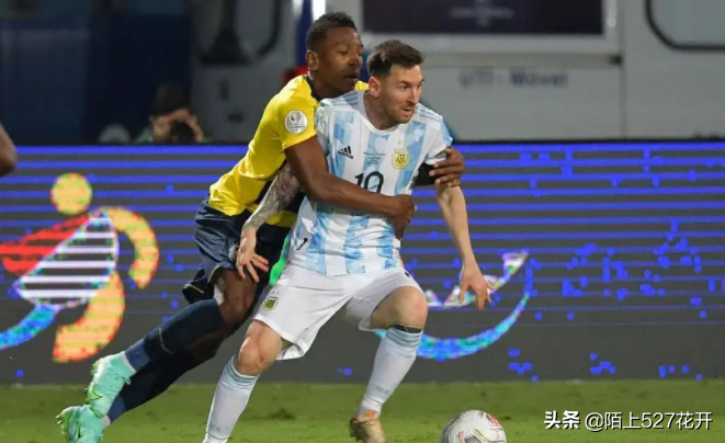 阿根廷对厄瓜多尔历史战绩(梅西错失单刀球，2传1射将功补过！阿根廷3-0厄瓜多尔)