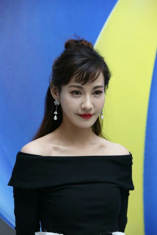 血荐轩辕司马娉婷喜欢谁(你敢不服就把你虐哭,长得像angelababy杨颖