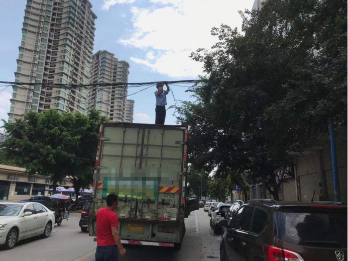 服务群众，交警“在线”丨我为群众办实事