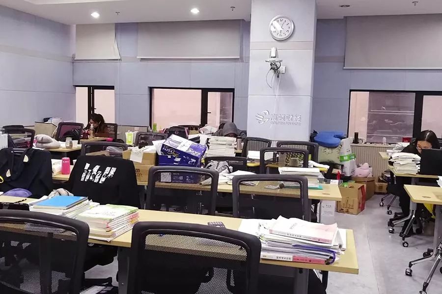 学渣也能一次90分拿下初级会计证，挤时间复习效率太神了！