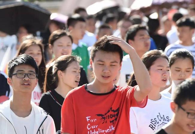 2021高考已经结束，不同地区“难度排行”出炉，榜首让人有些意外