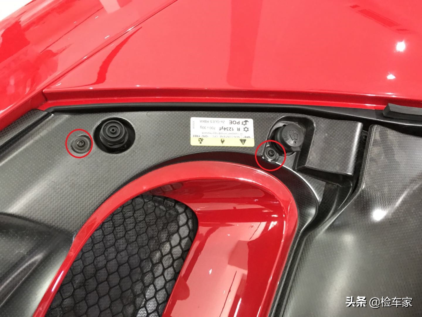 法拉利拉法赛车(新车2500万的法拉利LaFerrari，为何二手车却卖4000万？)