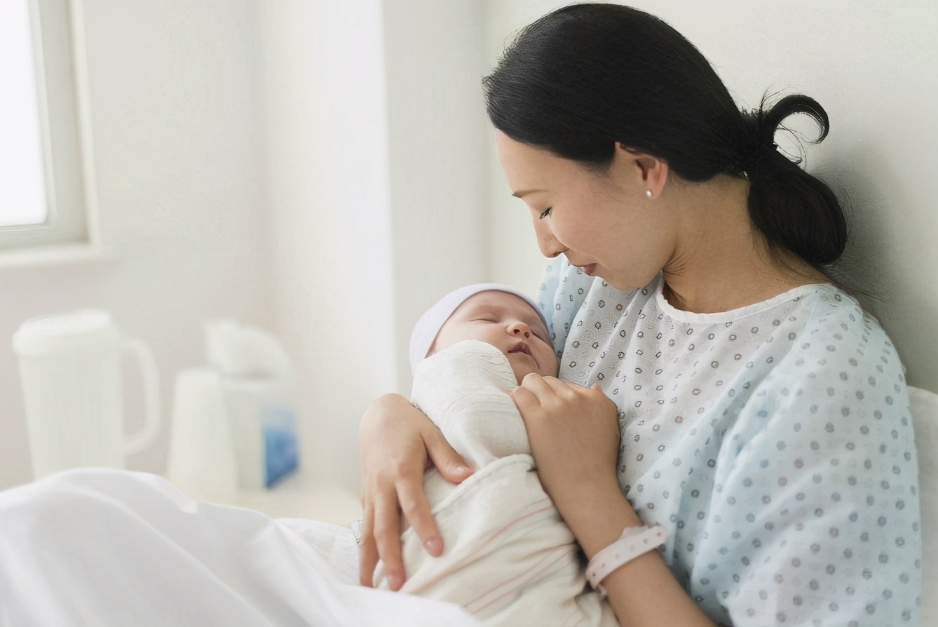 生完孩子后，顺利通过四类考量才算真正出月子，有几个误区别踩