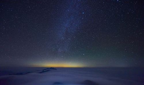 日月星辰中,日和月是太阳和月亮,星是星星,辰代表啥?
