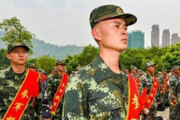 大学生士兵退伍免挂科（2021年参军将获福利）