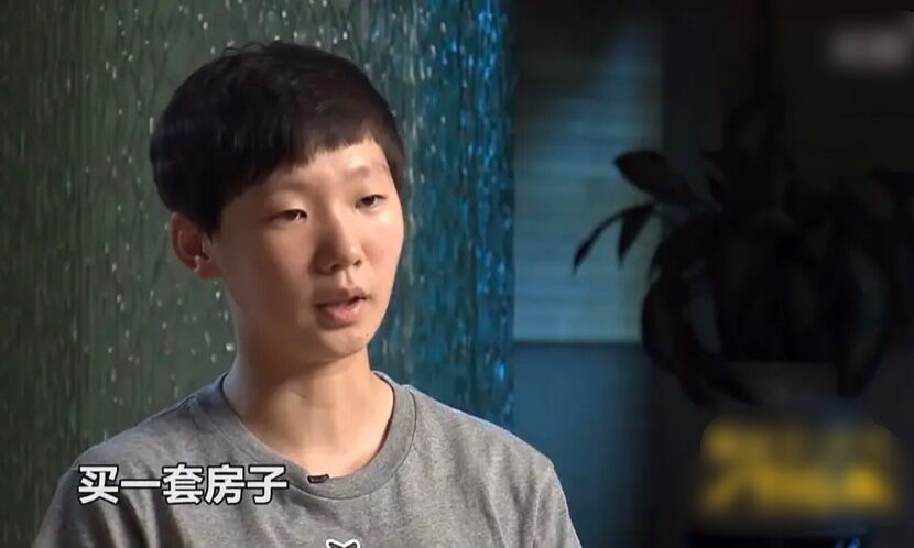 许昕家境如何（奥运选手家境被扒，全家靠卖肉夹馍维生，王楠夫妇将送500万豪宅）