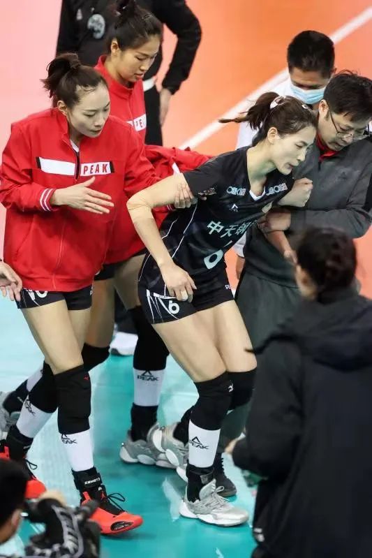 天津女排對江蘇女排決賽直播（天津隊扳回一城，今晚19：25鎖定T5，天津女排與江蘇隊決賽最后一場，不見不散）