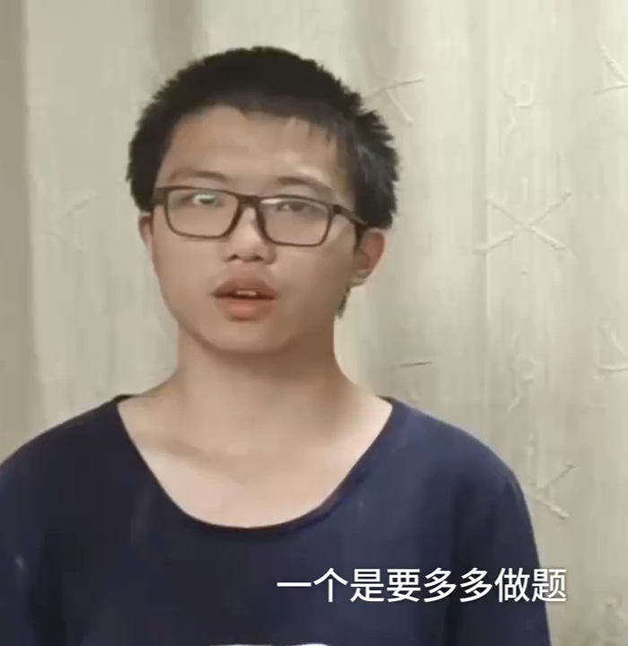 湖南三胞胎考生，个个是学霸，平均分超过650分，妈妈却说不理想