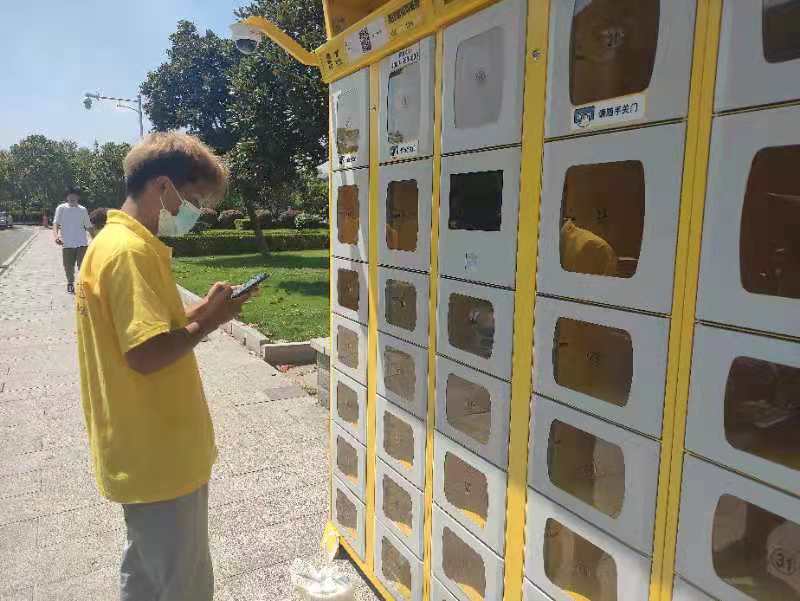 江西高校引入外卖取餐柜 实现扫码无接触取外卖