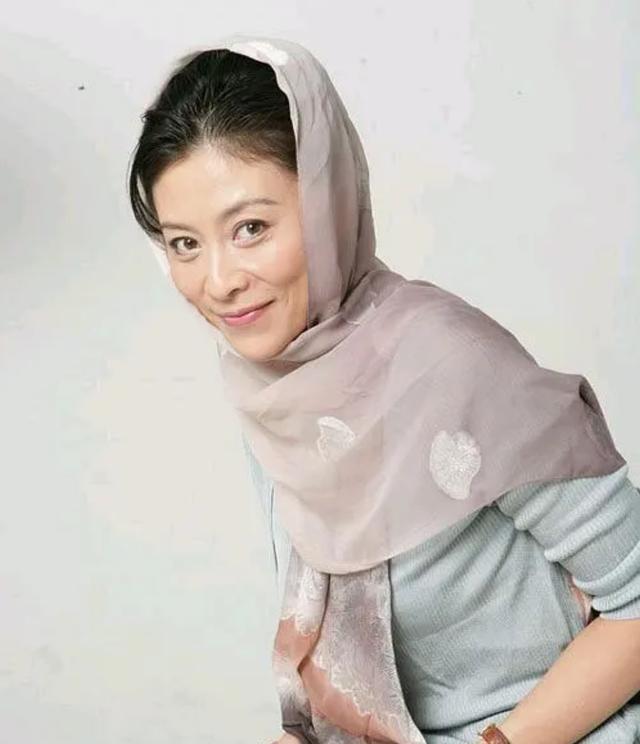 不靠颜值的10位实力派女演员，看看都有谁？