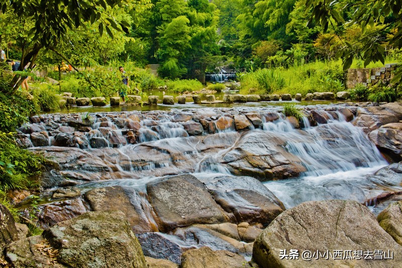 浙江天台山精华所在地，是天台山必去景点，还是徐霞客游记开篇地